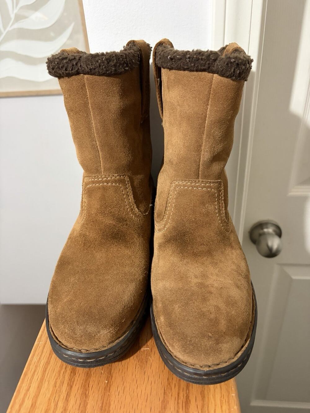 Ariat Fleece Fur Chukka Boots Sz 10B Cowboy Western Genuine Leather